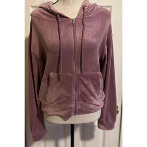 Refuge Athletics Track Suit Size Medium